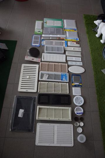 Allerlei nieuwe roosters - ALU of PVC-rechthoekig- rond enz. beschikbaar voor biedingen