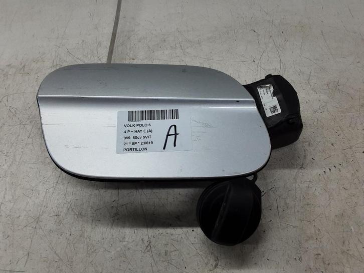 TANKKLEP Volkswagen Polo VI (AW1) (04E0100125), Auto-onderdelen, Carrosserie, Volkswagen, Gebruikt