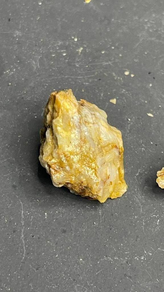 Een schat op aarde: natuurlijk goudhoudend kwarts 2, Verzamelen, Mineralen en Fossielen, Ophalen of Verzenden