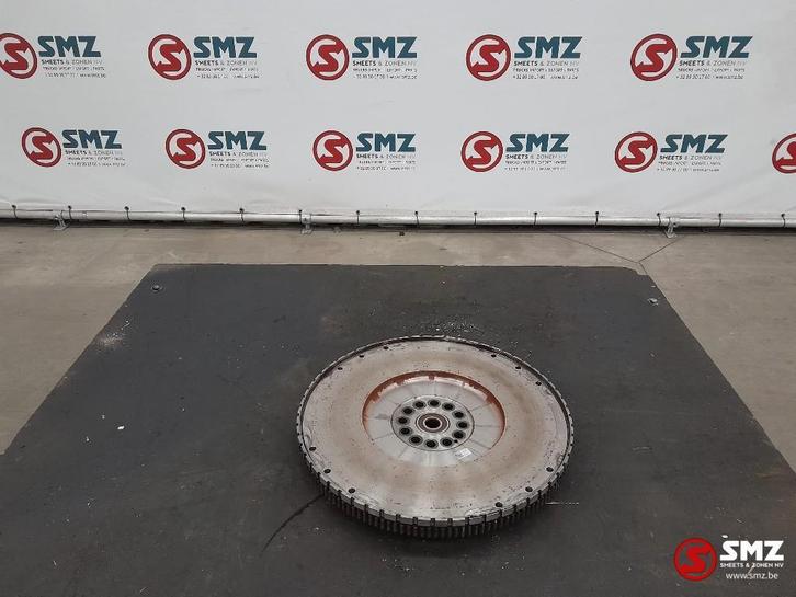 Occ volant moteur Mercedes, Autos : Pièces & Accessoires, Pièces camion, Mercedes-Benz, Moteur et Accessoires, Utilisé