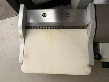 Vis ontvel machine (steen) beschikbaar voor biedingen