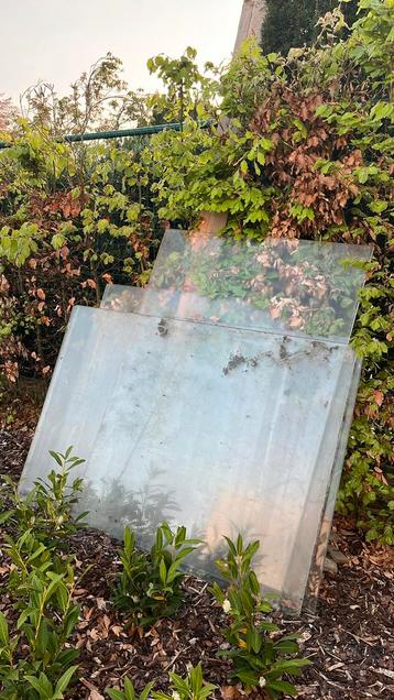 GRATIS: Glas afkomstig van balustrade, Ophalen, Zo goed als nieuw