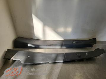 Stijl midden-links van een Mercedes Sprinter (9147) beschikbaar voor biedingen