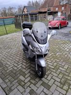 Zeer mooie en degelijke Piaggio scooter 125 cc, Fietsen en Brommers, Ophalen, Zo goed als nieuw