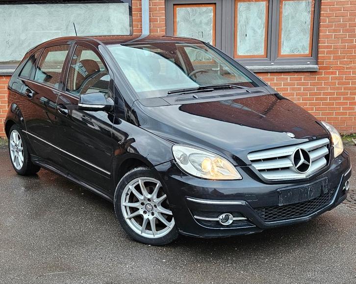 Mercedes classe b 180, Autos, Mercedes-Benz, Entreprise, Classe B, ABS, Airbags, Air conditionné, Bluetooth, Ordinateur de bord