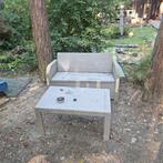 Kleine loungeset. 1 bank met 1 tafel, Ophalen, Zo goed als nieuw, Bank, Loungeset