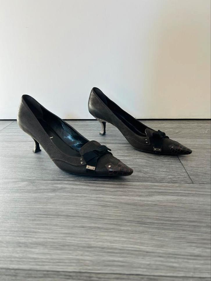 Escarpins à talon Prada, Kleding | Dames, Schoenen, Zo goed als nieuw, Pumps, Bruin, Ophalen of Verzenden