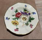 Boch porseleinen Schoteltje met bloemenmotief, Antiek en Kunst, Ophalen of Verzenden