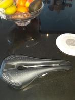 selle Italia Novus endurance  superflow TI 316 s3, Vélo de course, Enlèvement, Utilisé, Selle Italia