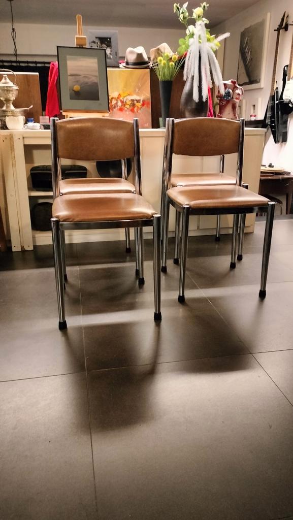 Vintage 70ties Bauhaus chroom stalen stoelen., Antiek en Kunst, Antiek | Meubels | Stoelen en Sofa's, Ophalen