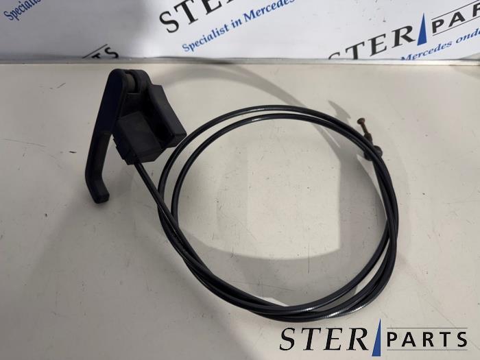 Câble capot d'un Mercedes Sprinter, Autos : Pièces & Accessoires, Carrosserie & Tôlerie, Mercedes-Benz, Utilisé, 3 mois de garantie