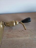 Antieke Franse tapkraan, Ophalen