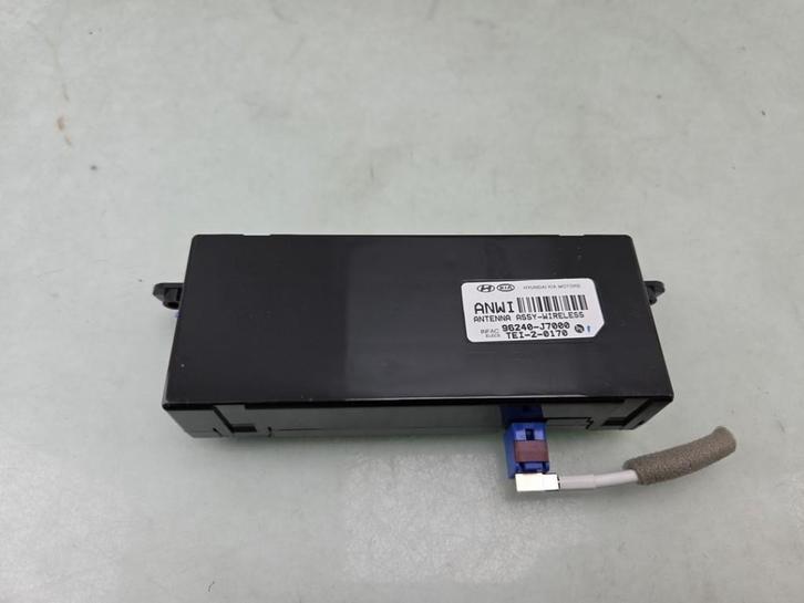 AMPLIFICATEUR D'ANTENNE Ceed (CDB5 / CDBB) (|96240J7000|), Autos : Pièces & Accessoires, Autres pièces automobiles, Kia, Utilisé