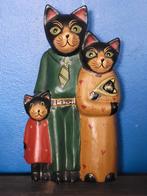 Famille de vieux chats, sculptés dans du bois dur, de l'Est, Comme neuf, Enlèvement ou Envoi