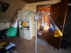 Staande lamp met meerkleurige lampenkappen, Huis en Inrichting, Lampen | Lampenkappen, Ophalen, Overige kleuren, Zo goed als nieuw