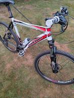 Mountainbike Vektor, Fietsen en Brommers, Ophalen, Zo goed als nieuw