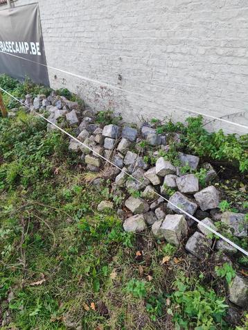 Lot kasseien beschikbaar voor biedingen