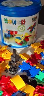 Clics 112 stuks + emmer, Ophalen, Zo goed als nieuw, Overige merken