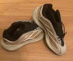 Yezzy adidas 720, Ophalen of Verzenden, Zo goed als nieuw