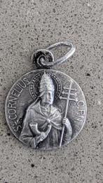 Médaillon, pendentif St-Cornelius O.P.N., plaqué argent, Enlèvement ou Envoi