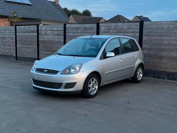 Ford Fiesta • 1.4 Benzine • Airco • Gekeurd voor verkoop •   beschikbaar voor biedingen
