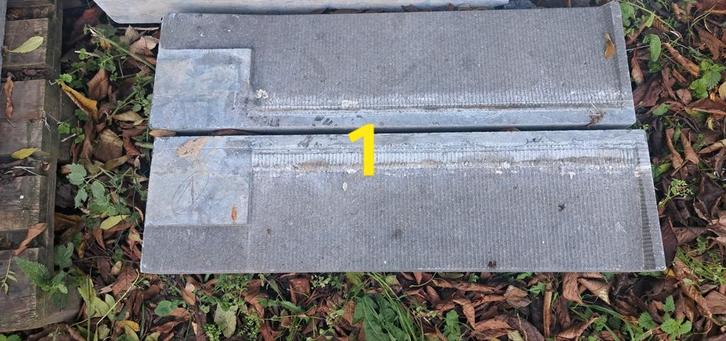 diverse partij blauwe stenen, Tuin en Terras, Bielzen en Borduren, Gebruikt, Ophalen