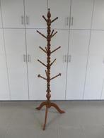 Houten  Kapstok, Ophalen