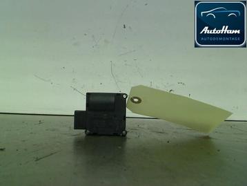 RADIATEUR SOUPAPE MECANIQUE Audi A6 (C6) (|4F0820511A|), Utilisé, Audi