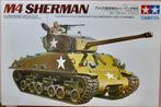TAMIYA 1:35 - M4 SHERMAN - AVEC MOTEUR, Hobby en Vrije tijd, Tank, 1:32 tot 1:50, Nieuw, Ophalen of Verzenden