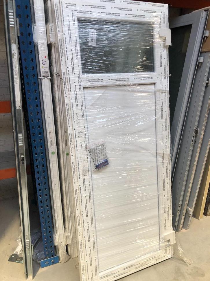 pvc deur met raampje, Doe-het-zelf en Bouw, Deuren en Vliegenramen, Nieuw, Buitendeur, 200 tot 215 cm, 80 tot 100 cm, Glas, Ophalen