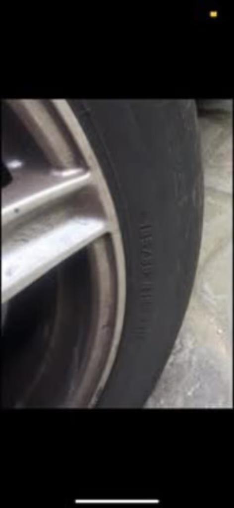 Zo goed als Nieuwe Goodyear winterbanden 185/60 R15, Auto-onderdelen, Banden en Velgen, Banden en Velgen, Winterbanden, 15 inch