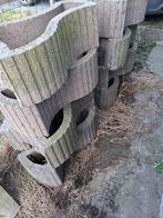 Stenen bloembakken, Tuin en Terras, Bloembakken en Plantenbakken, Ophalen, Minder dan 60 cm, Zo goed als nieuw, Overige vormen