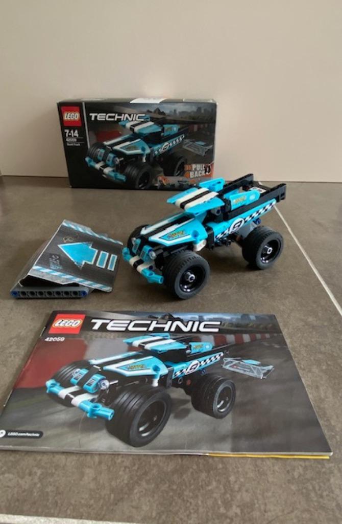 LEGO TECHNIC 42059 Stunttruck en 42057 Helikopter 2 in 1, Kinderen en Baby's, Speelgoed | Duplo en Lego, Zo goed als nieuw, Lego