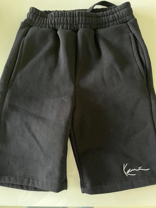 Karl Kani SIGNATURE Trainingsbroek (kort) maat XXS, Kleding | Heren, Sportkleding, Zo goed als nieuw, Algemeen, Maat 46 (S) of kleiner