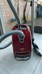 Miele stofzeuger gebruikt, Stofzuiger, Zo goed als nieuw, 1200 tot 1600 watt, Ophalen