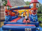Groot springkasteel Happy Clowns, Hobby en Vrije tijd, Feestartikelen, Ophalen, Zo goed als nieuw, Feestartikel