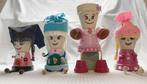 Kleine karakters in terracotta pot met de hand versierd, Ophalen of Verzenden, Nieuw