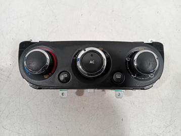 KACHEL BED. PANEEL Renault Clio IV Estate / Grandtour (7R) beschikbaar voor biedingen