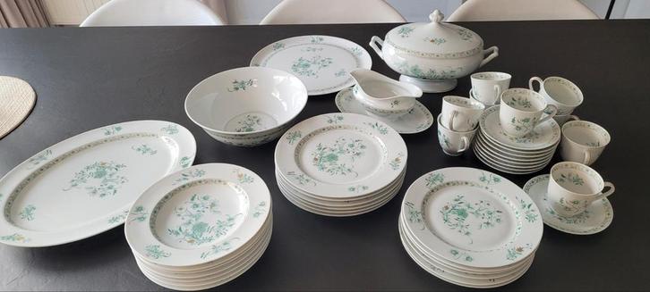 Eetservies van L.Bernardaud Limoges "Pekin", Antiek en Kunst, Antiek | Servies compleet, Ophalen