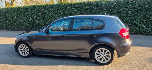 BMW 118D - APPLE CARPLAY - EXTRA LAAG GEPRIJSD MOET WEG, Auto's, BMW, Bedrijf, 1 Reeks, Airbags, Android Auto, Apple Carplay, Bluetooth