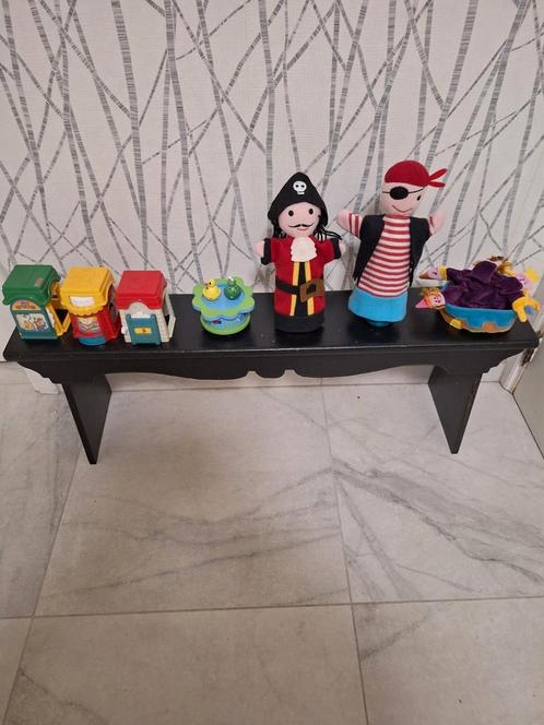Mooi bankje voor speelgoed, schoenen, bloemen..., Kinderen en Baby's, Speelgoed | Speeltafels, Gebruikt, Ophalen