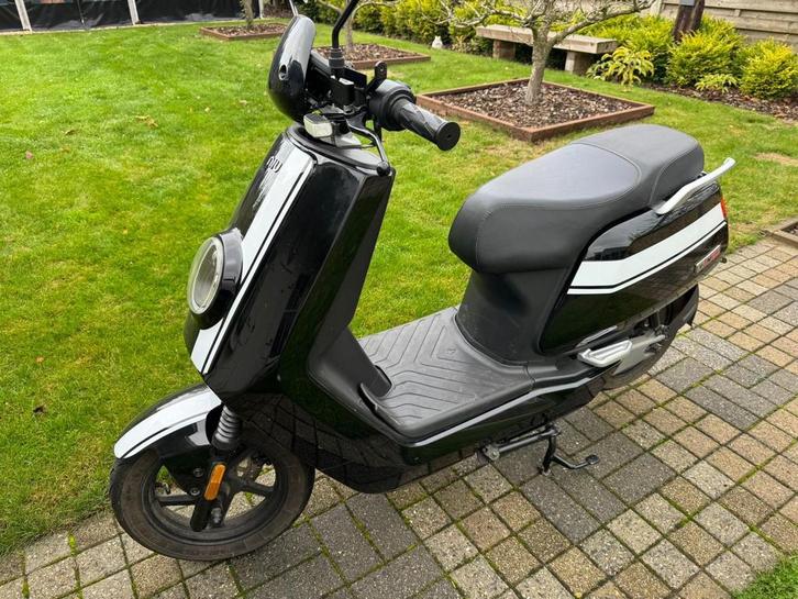 NIU N-GT Sport electrische scooter (125cc), Fietsen en Brommers, Scooters | Overige merken, Zo goed als nieuw, Ophalen