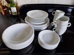 30 delig wit servies in nieuwstaat, Huis en Inrichting, Keuken | Servies, Ophalen, Nieuw, Effen, Compleet servies