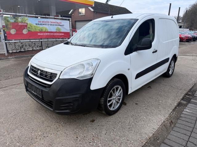 Peugeot Partner 1600 Diesel Lichte Vracht! Euro 6!, Auto's, Bestelwagens en Lichte vracht, Bedrijf, Te koop, Schuifdeur, Peugeot