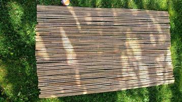 Barrière de clôture en bambou gratuite (85 cm x 150 cm)