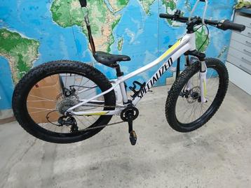 Specialzed riprock 24" beschikbaar voor biedingen