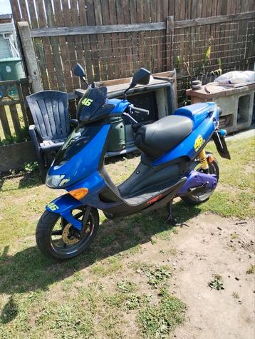 Scooter  Aprillia  beschikbaar voor biedingen