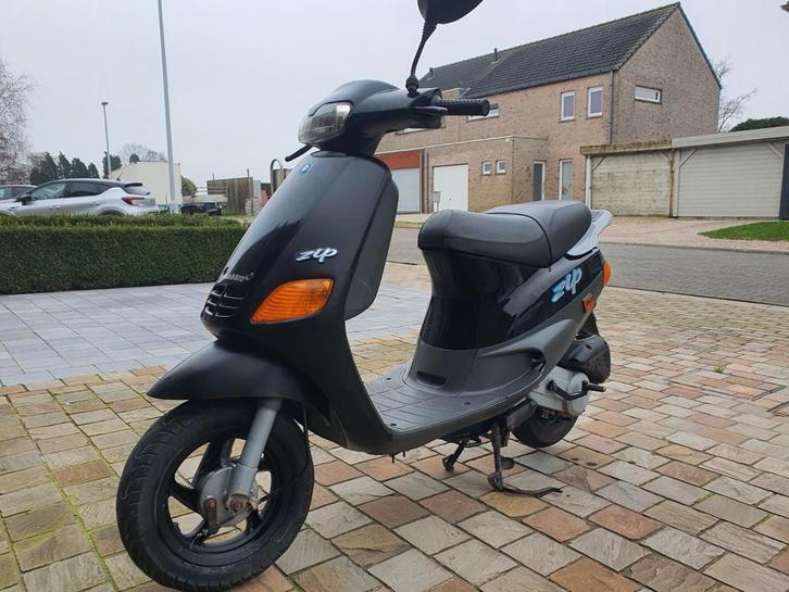 Piaggio Zip type3 RST25 klasse A 1996, Fietsen en Brommers, Scooters | Piaggio, Zo goed als nieuw, Zip, Ophalen