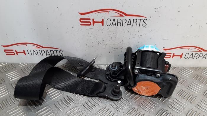 Veiligheidsgordel links-voor van een Mercedes B-Klasse, Auto-onderdelen, Interieur en Bekleding, Mercedes-Benz, Gebruikt, 3 maanden garantie