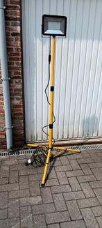 led werklamp op voet, Ophalen, Gebruikt, 50 tot 200 watt, Lamp met armatuur